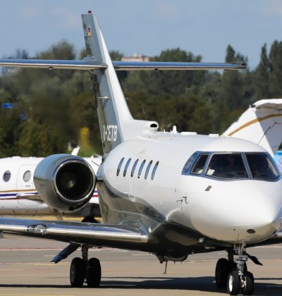 BEECHCRAFT  HAWKER 750